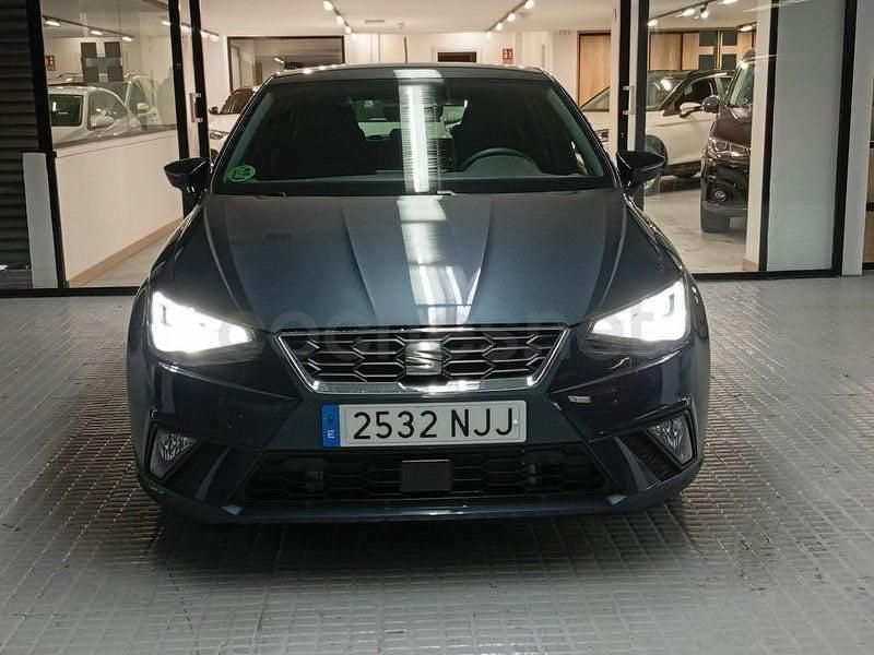 Usado Seat Ibiza FR 115 CV (84 kW) 2025 Gris / plata Utilitario