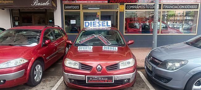 Rojo Usado 2008 Renault Mégane III | 2590 € (Precio justo) - Imagen 1/4