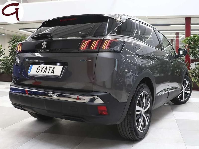 Usado Peugeot 3008 Allure 224 CV (164 kW) 2023 Gris SUV