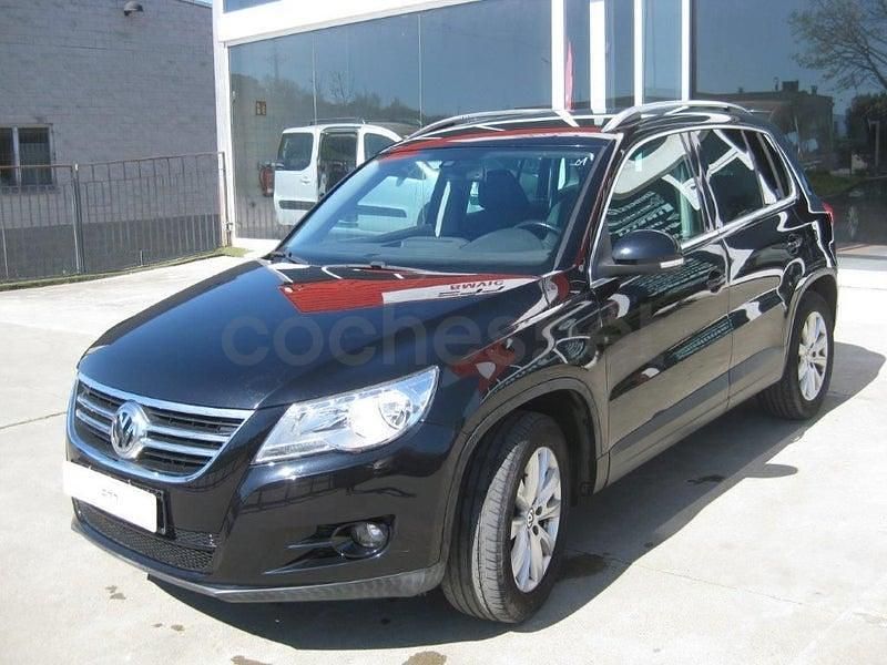 Usado VW Tiguan 140 CV (102 kW) 2010 Negro SUV