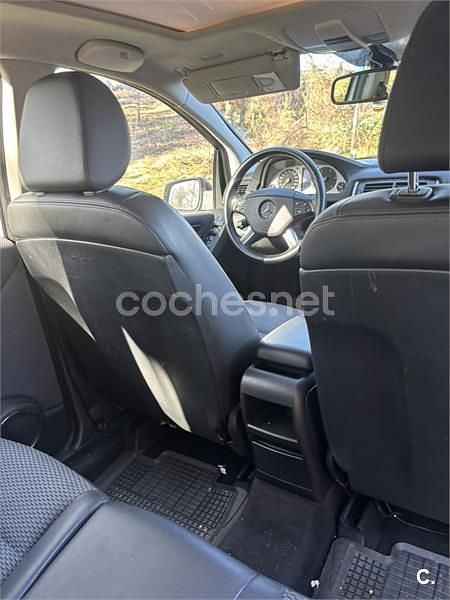 Usado Mercedes B180 Edition 109 CV (80 kW) 2009 Gris / plata Monovolumen