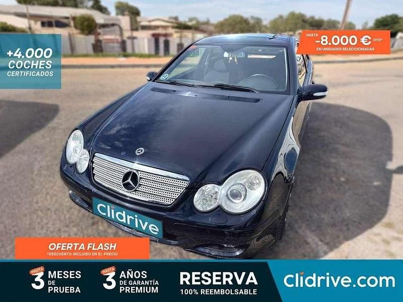 Usado Mercedes C200 122 CV (89 kW) 2007 Azul Coupe