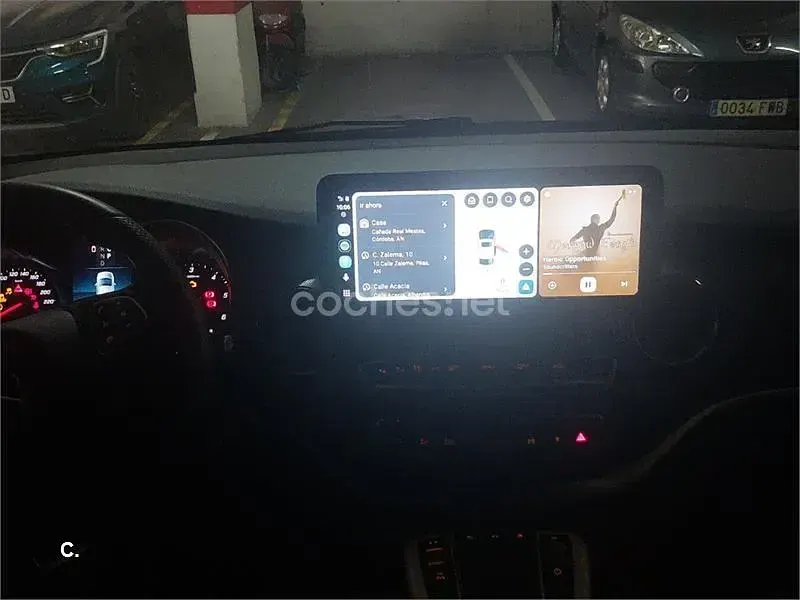 Usado Mercedes V250 190 CV (139 kW) 2023 Gris / plata Monovolumen