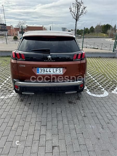 Usado Peugeot 3008 Active 130 CV (95 kW) 2020 Granate SUV