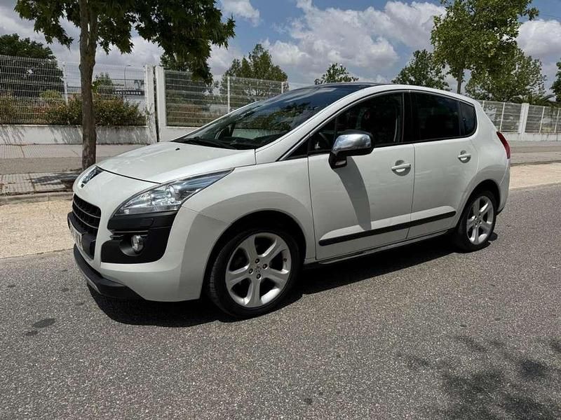 Usado Peugeot 3008 Allure 150 CV (110 kW) 2012 Blanco Monovolumen