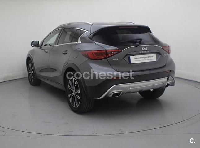 Usado Infiniti QX30 Premium 211 CV (155 kW) 2019 Gris / plata SUV