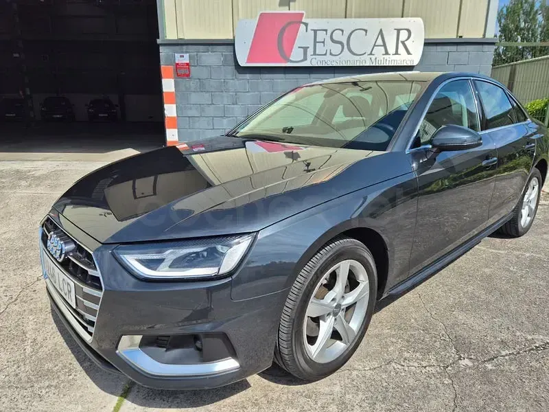 Usado Audi A4 Advanced Plus 163 CV (119 kW) 2020 Negro Berlina