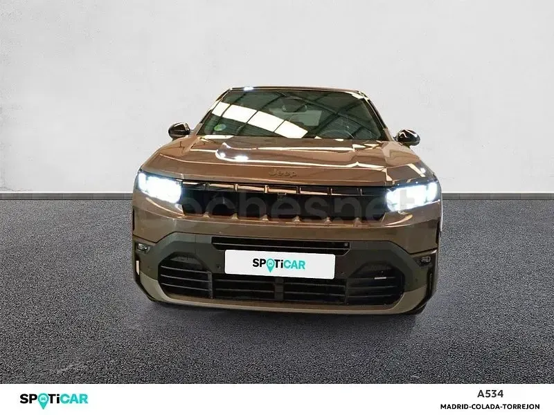 Usado Jeep Compass Altitude 130 CV (95 kW) 2026 Marrón SUV