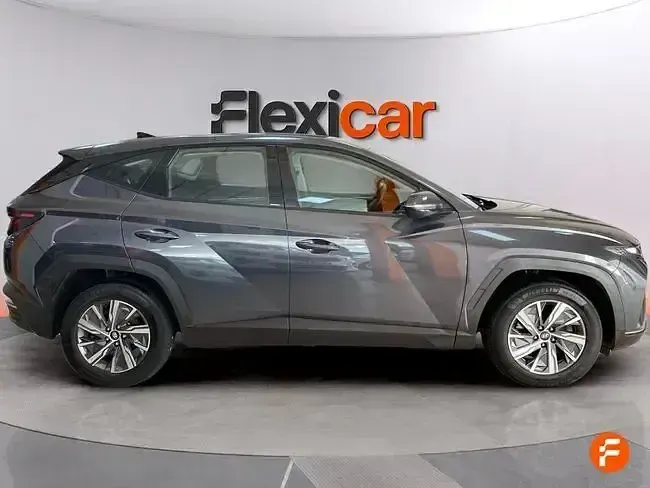 Usado Hyundai Tucson 150 CV (110 kW) 2022 Gris SUV