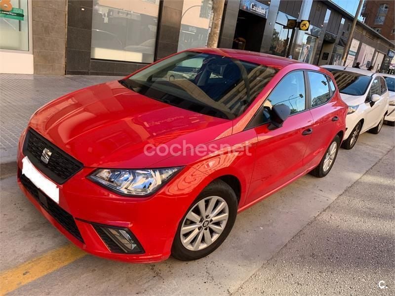 Usado Seat Ibiza Style 95 HP (69 kW) 2019 Vermelho Sedan
