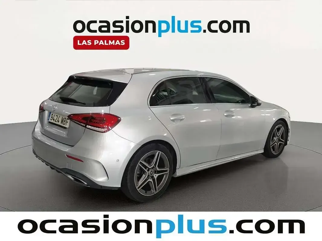 Usado Mercedes A200 163 CV (119 kW) 2022 Gris Utilitario