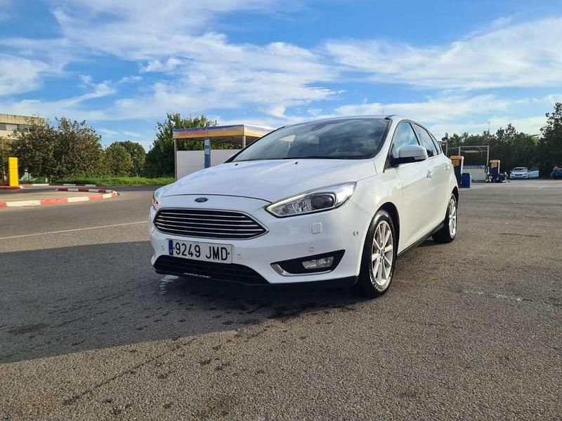 Usado 2016 Ford Focus ST-Line Utilitario | 6500 € (Precio justo) - Imagen 1/4