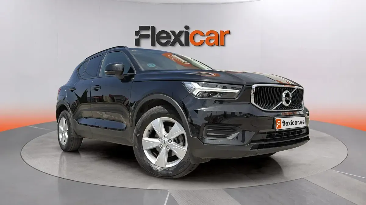 Usado Volvo XC40 Momentum 129 CV (94 kW) 2021 SUV