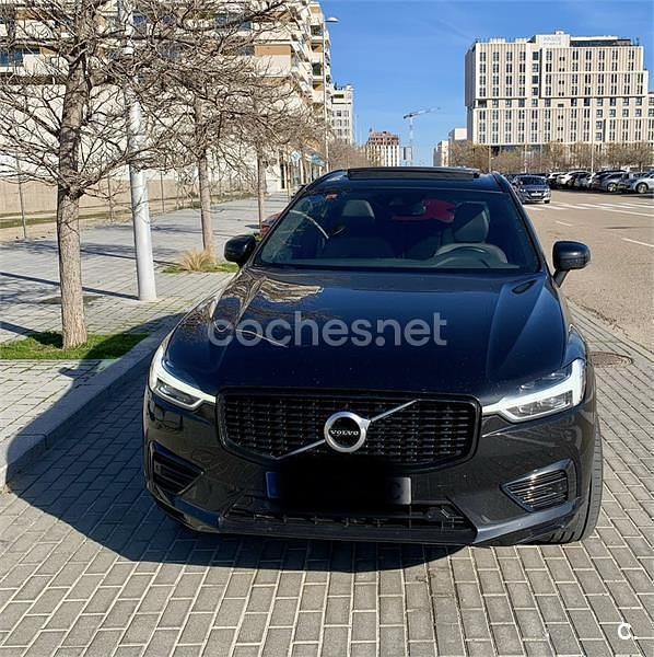 Usado Volvo XC60 R-Design 390 CV (286 kW) 2021 Negro SUV