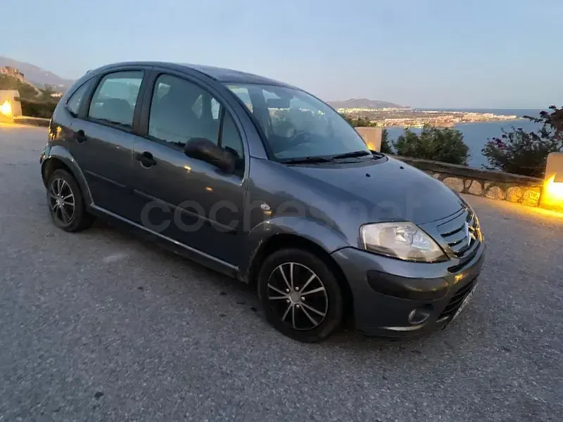 Usado Citroën C3 Exclusive 70 CV (51 kW) 2008 Negro Berlina