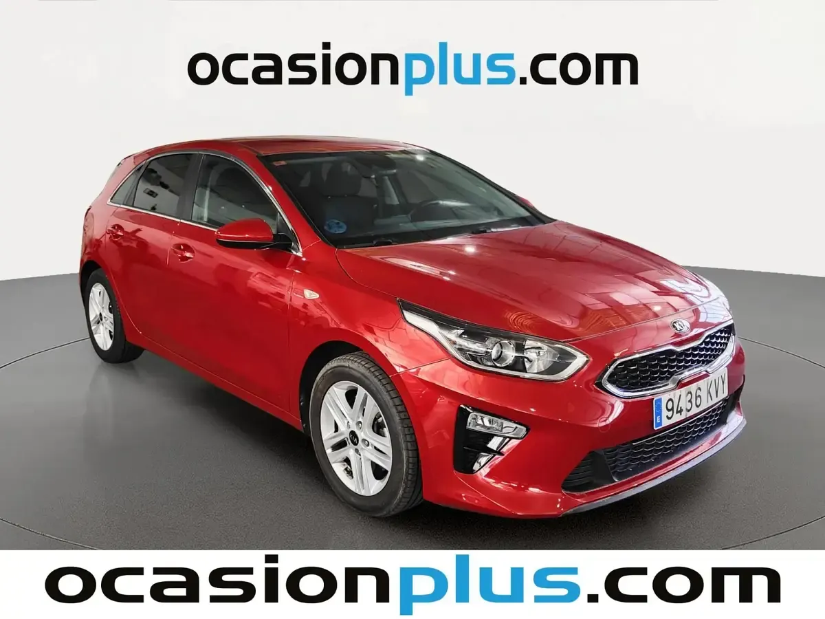 Usado Kia Ceed 116 CV (85 kW) 2019 Rojo Utilitario