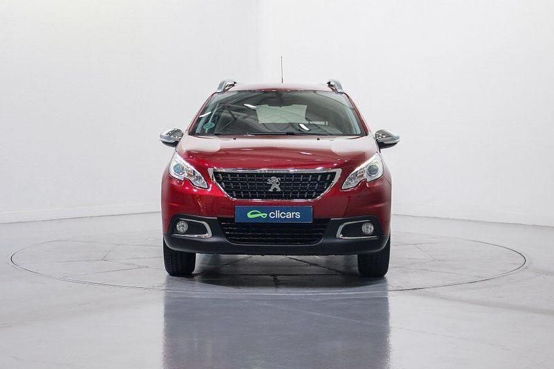 Usado Peugeot 2008 Style 110 CV (80 kW) 2016 Rojo SUV