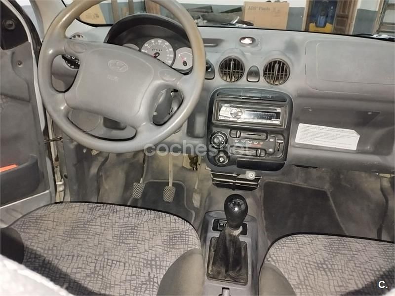 Usado Hyundai Atos GLS 59 CV (43 kW) 2004 Gris / plata Utilitario