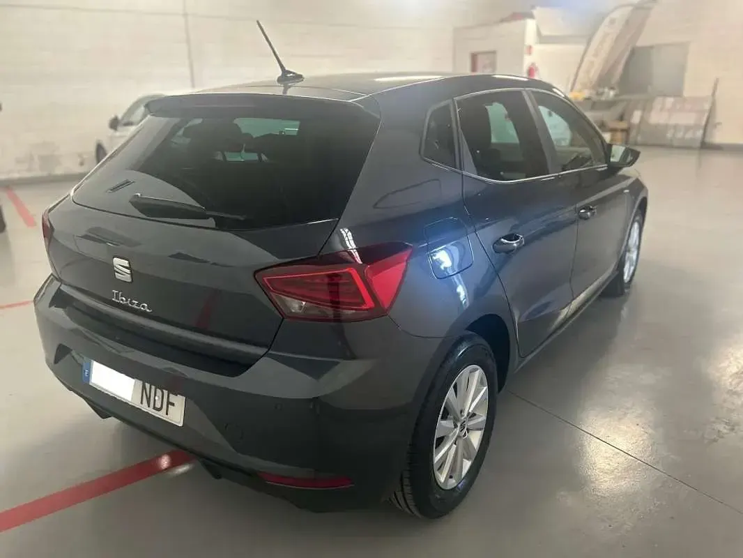 Occasion Seat Ibiza Style 80 PK (58 kW) 2025 Grijs Hatchback