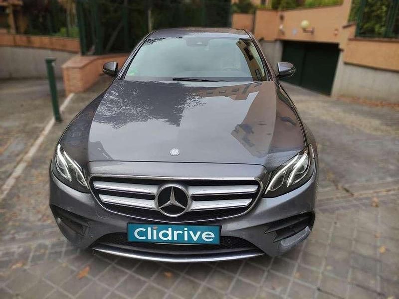 Käytetty Mercedes E220 194 HP (142 kW) 2017 Harmaa Sedan