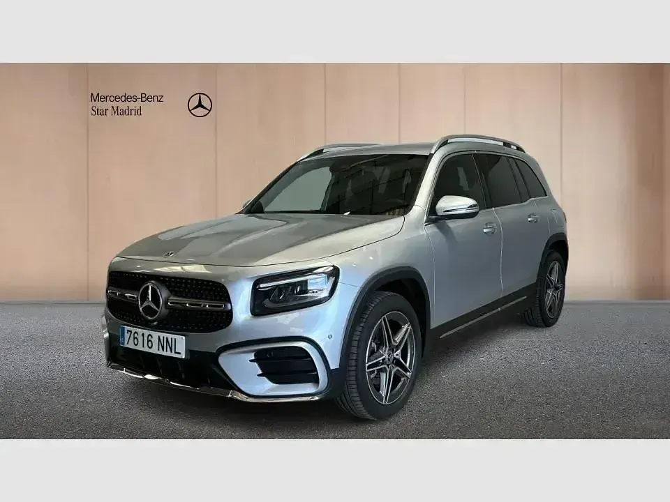 Usado Mercedes GLB220 190 CV (139 kW) 2026 Gris SUV