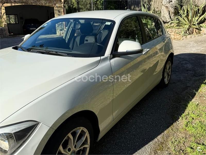 Usado BMW 114 Sport Line 102 CV (75 kW) 2014 Blanco Utilitario