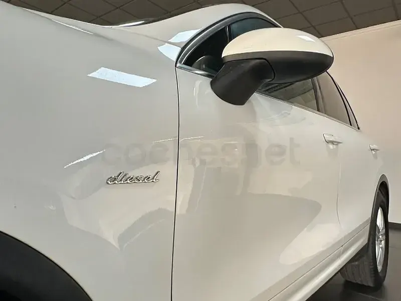 Usado Porsche Cayenne 245 CV (180 kW) 2012 Blanco SUV