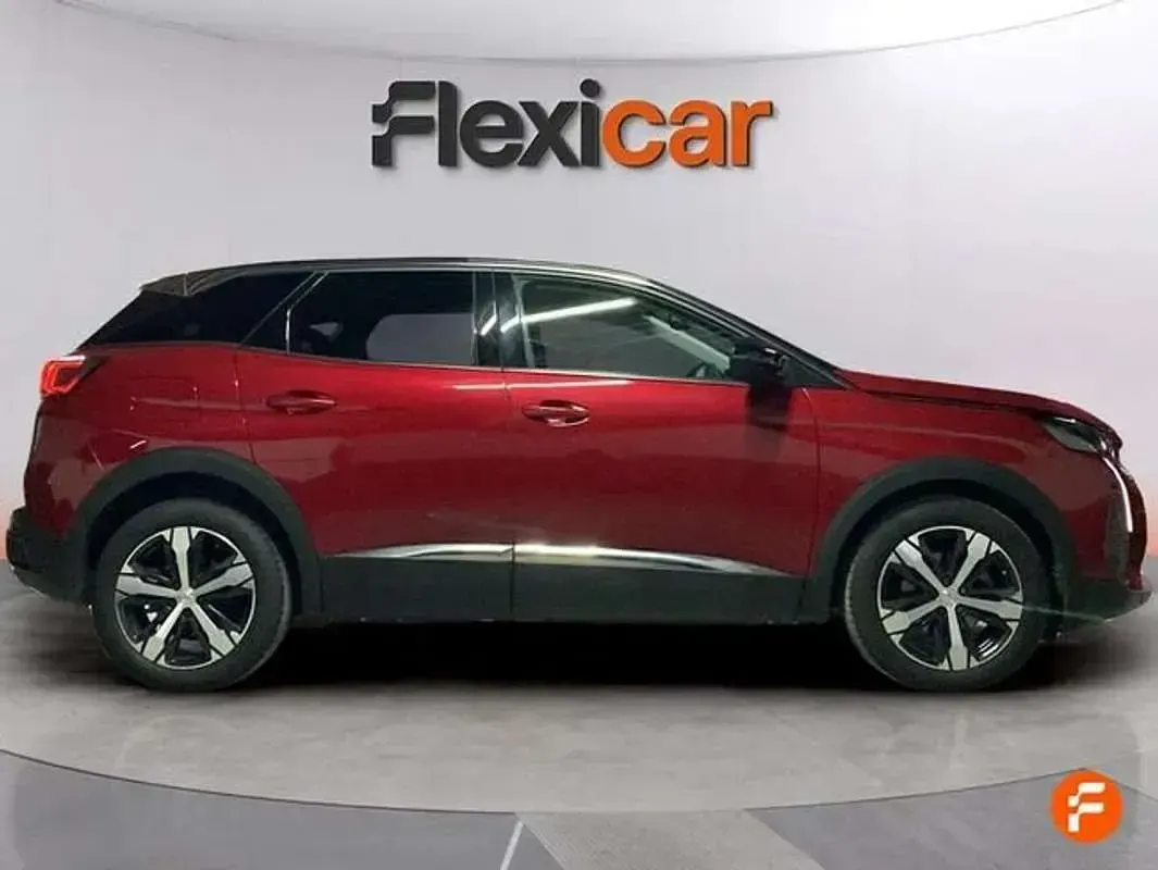 Usado Peugeot 3008 Allure 131 CV (96 kW) 2022 Rojo SUV