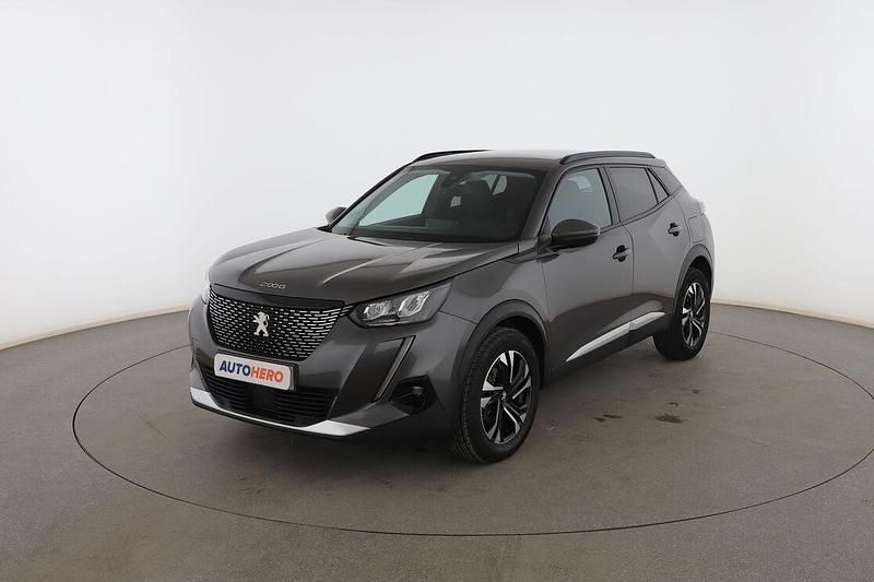 Gris Usado 2021 Peugeot 2008 Allure SUV | 20.799 € (Un poco caro) - Imagen 1/3