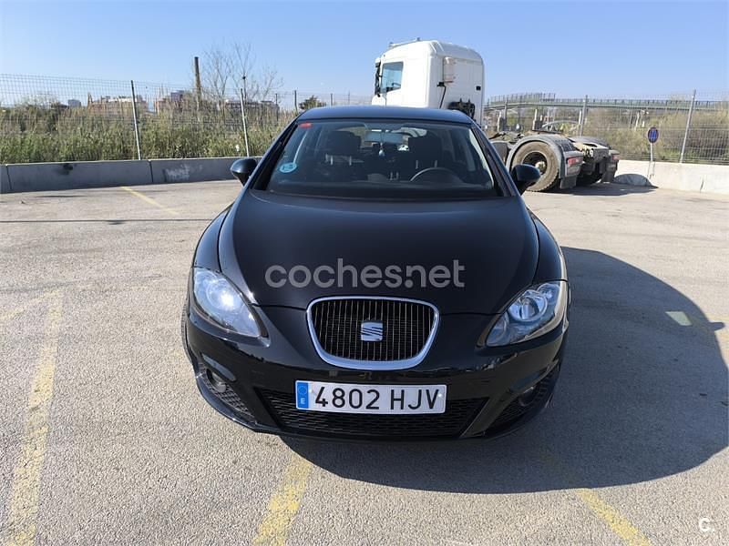 Usado Seat Leon Copa 105 CV (77 kW) 2012 Negro Berlina