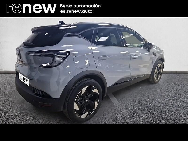 Usado Renault Captur Techno 100 CV (73 kW) 2025 Gris SUV