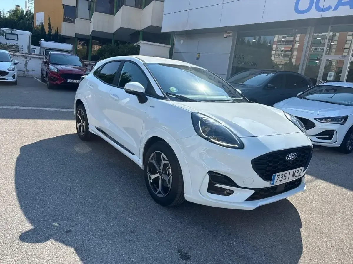 Usado Ford Puma ST-Line 125 CV (91 kW) 2025 Blanco SUV