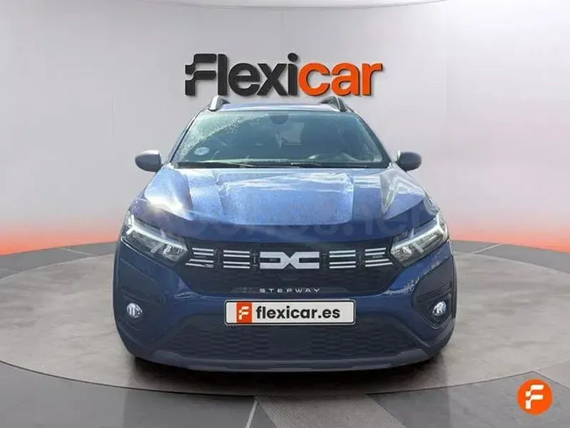 Usado Dacia Sandero Essentiel 91 CV (66 kW) 2023 Azul Berlina