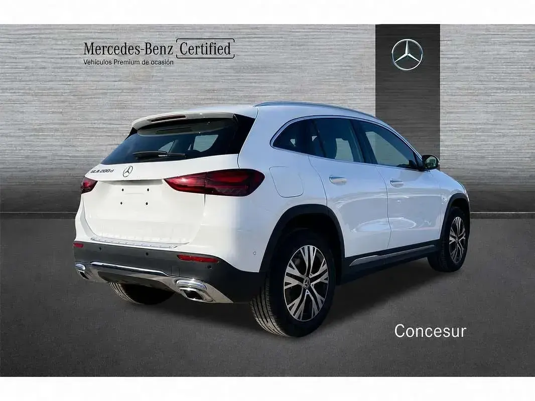 Begagnad Mercedes GLA200 150 HK (110 kW) 2025 Vit SUV