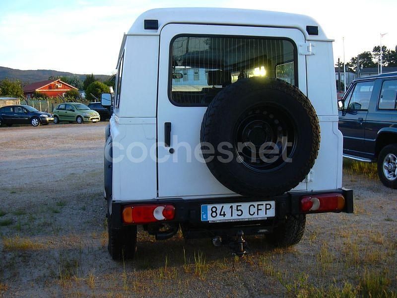 Usado Land Rover Defender SE 122 CV (89 kW) 2003 Blanco SUV
