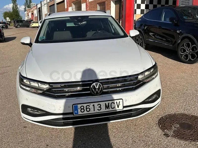 Brugt VW Passat Executive 150 HK (110 kW) 2023 Hvid Stationcar