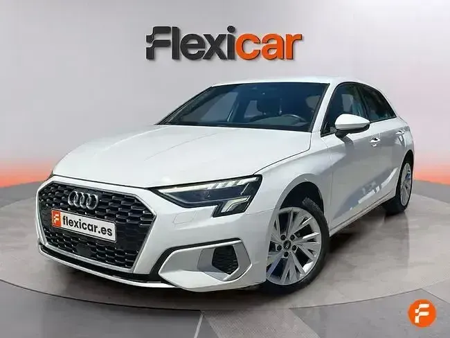 Usado Audi A3 Sportback Advanced Plus 110 CV (80 kW) 2022 Blanco Utilitario