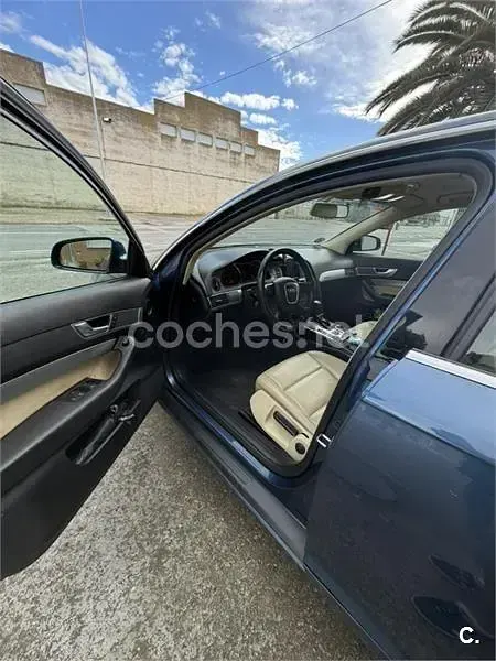 Usado Audi A6 S-Line 225 CV (165 kW) 2004 Azul Berlina