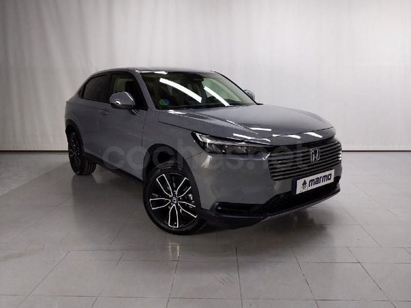 Usado Honda HR-V Elegance 131 CV (96 kW) 2025 Gris / plata SUV