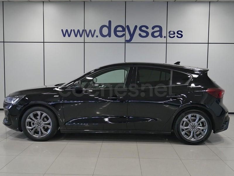 Usado Ford Focus ST-Line 155 CV (114 kW) 2023 Blanco Berlina