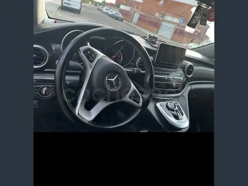 Usado Mercedes V220 Avantgarde 163 CV (119 kW) 2016 Azul Monovolumen
