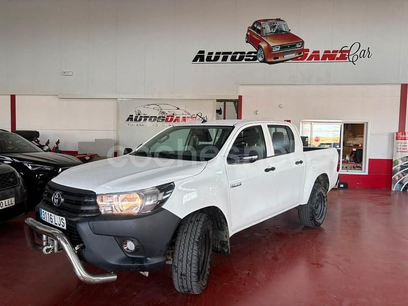 Blanco Usado 2020 Toyota HiLux Recogida | 27.990 € (Precio justo) - Imagen 1/4