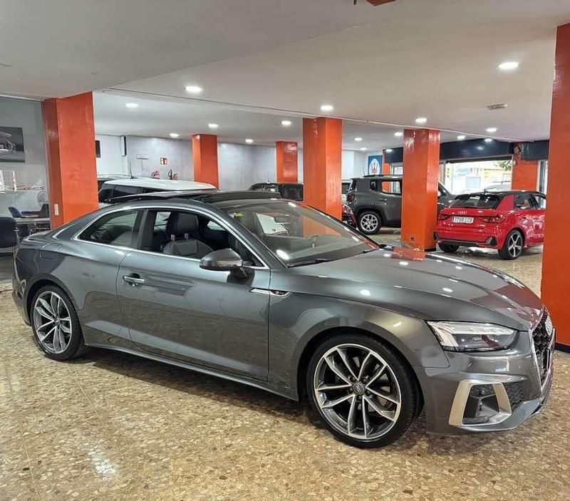 Usado Audi A5 S-Line 190 CV (139 kW) 2020 Gris Coupe