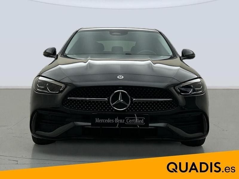 Usado Mercedes C200 AMG line 163 CV (119 kW) 2025 Gris grafito Berlina