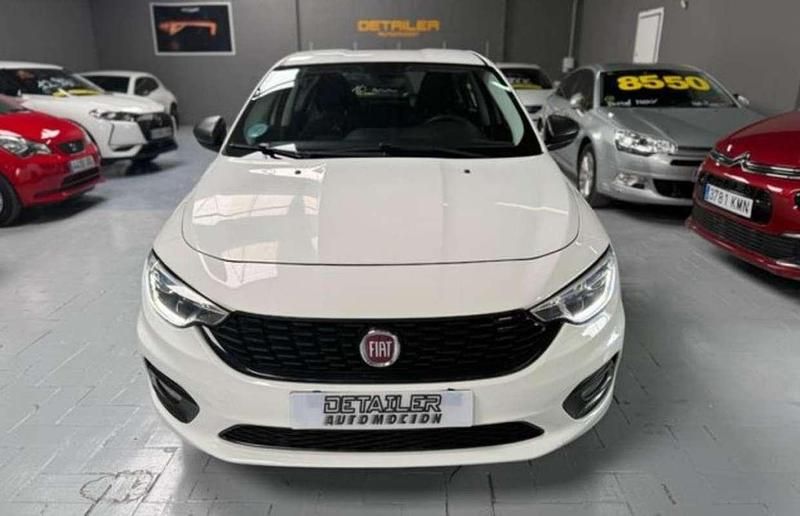 Usado Fiat Tipo Lounge 95 CV (69 kW) 2020 Blanco Utilitario