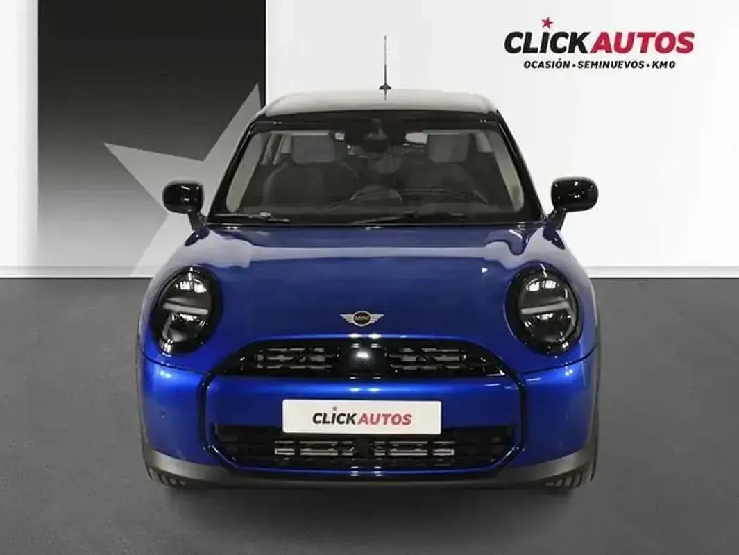 Usado Mini Cooper Classic 114 kW (156 CV) 2025 Azul Utilitario
