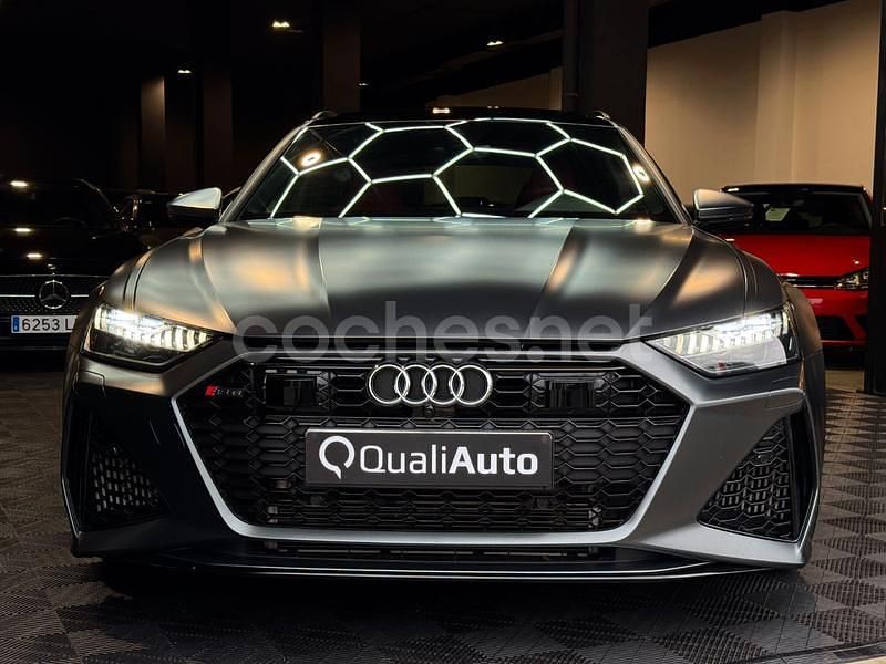 Usado Audi RS6 600 CV (441 kW) 2024 Gris / plata Familiar