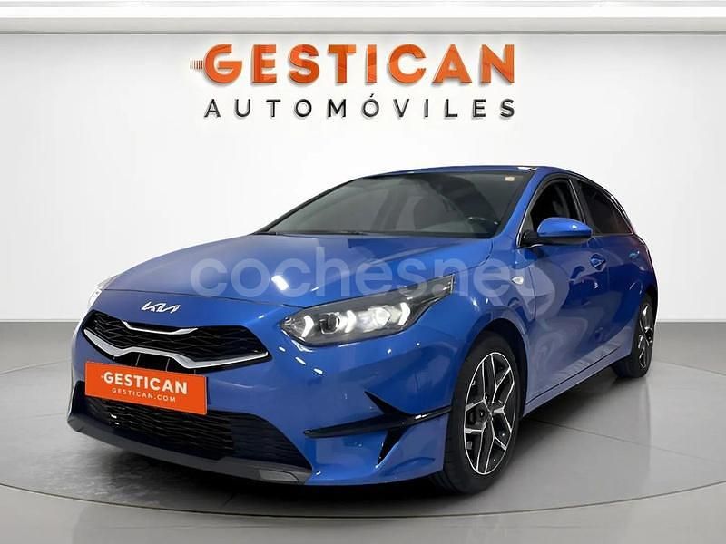 Azul Usado 2022 Kia Ceed Utilitario | 14.990 € (Precio justo) - Imagen 1/3
