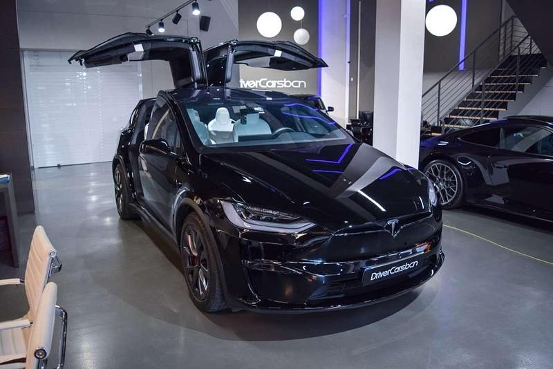 Negro Usado 2023 Tesla Model X Plaid SUV | 97.900 € - Imagen 1/4