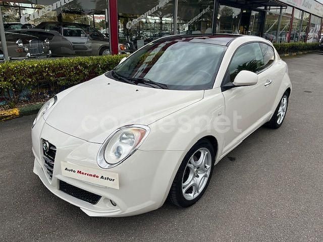 Blanco Usado 2009 Alfa Romeo MiTo Distinctive Utilitario | 4800 € - Imagen 1/4